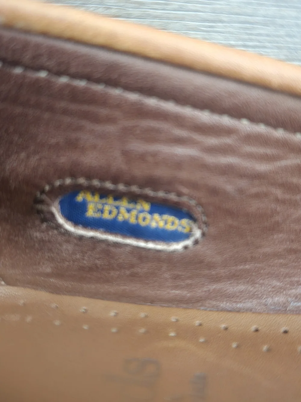 Men's Allen Edmonds Elfield Tassel Loafers Brown Leather 9.5D USA Old Money Prep